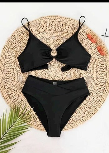 Siyah Dantel Detaylı İnce Askılı Mini Bikini