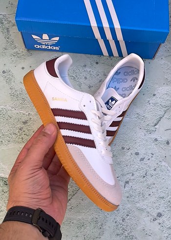 37 Beden Beyaz Adidas Kadın Spor Ayakkabı