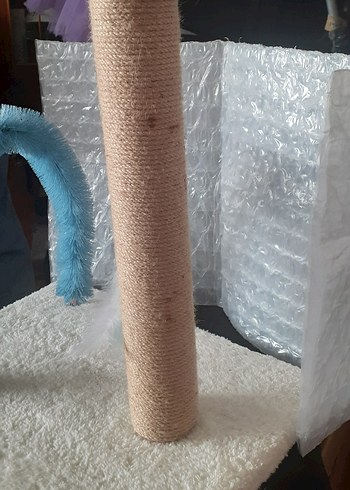 Beyaz Peliş Tüylü  Kaplamalı Kedi Tırmalama ve Oyun  Alanı - Görsel 8