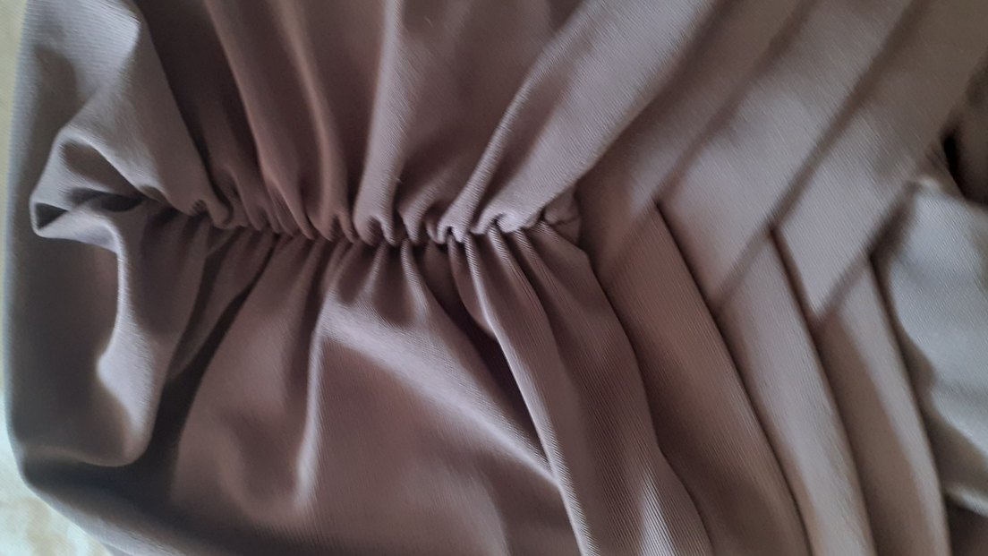 Bej Kadın Bone Drapeli Modern Tasarım - Görsel 5