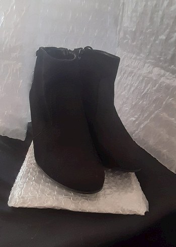 Süet  siyah bayan bot - Görsel 12