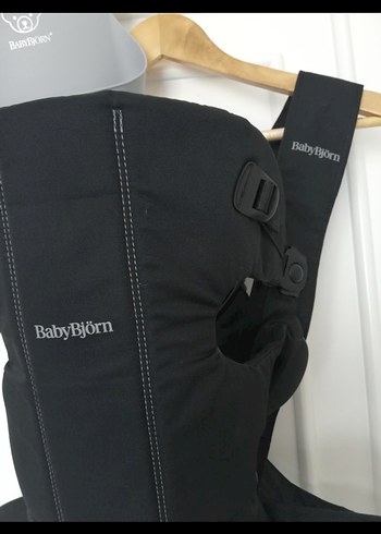 Beden BabyBjörn Siyah kanguru