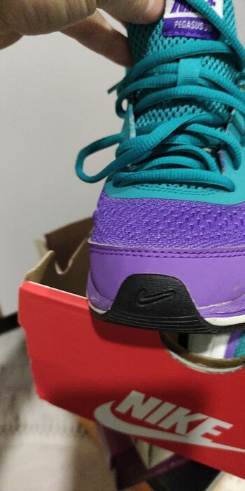 38 Beden mor Renk Orijinal Nike spor ayakkabı 