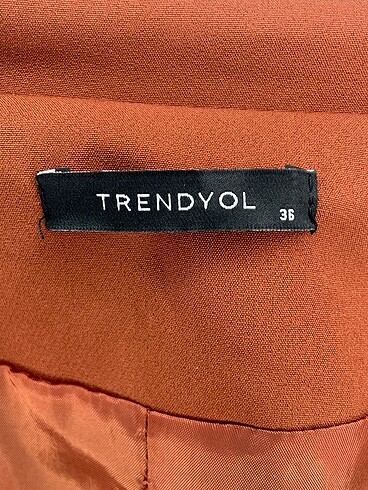 36 Beden kahverengi Renk Trendyol & Milla Blazer %70 İndirimli.