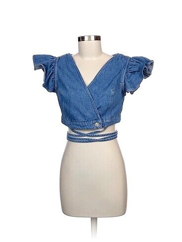 LC Waikiki Bluz %70 İndirimli.