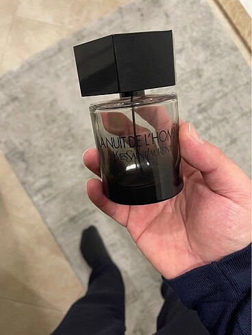 Yves Saint Laurent boş parfüm şişesi