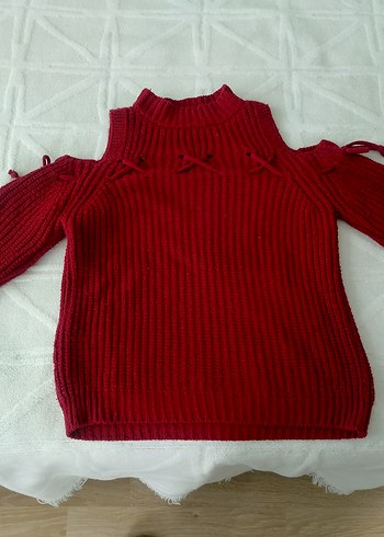 Kırmızı Boğazlı Triko Kadın Kazak - Görsel 2