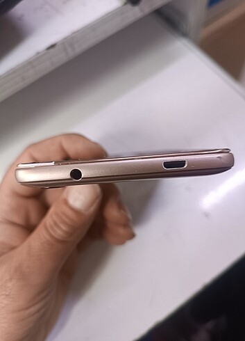 Vestel Venüs V4 