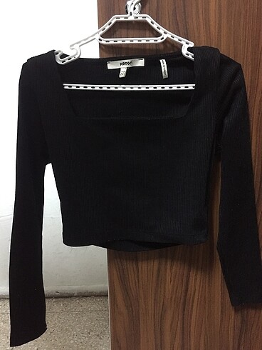 Koton siyah crop bluz