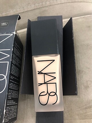 Nars fondöten