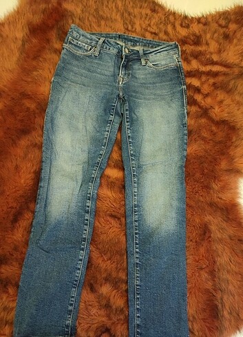 Mavi ve Colins jean