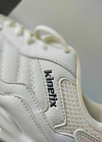 Kinetix Kinetix beyaz spor kutulu ayakkabı