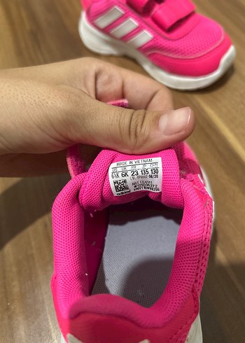 23 Beden Adidas Kız Çocuk Pembe Cırt Cırtlı Spor Ayakkabı