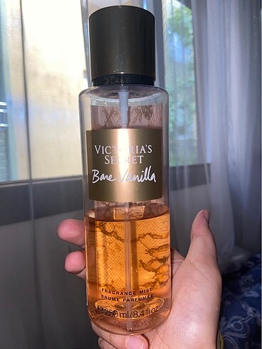 Beden Victoria secret bare vanilla