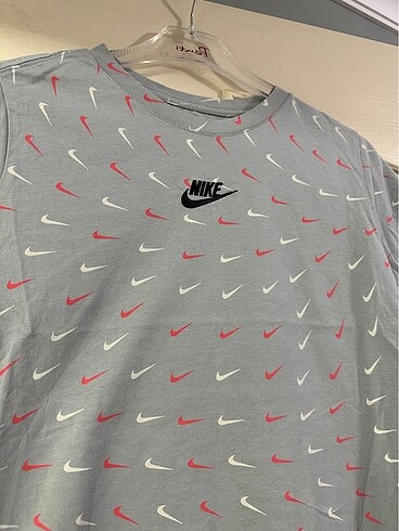 Nike orijinal nike kadın tişört