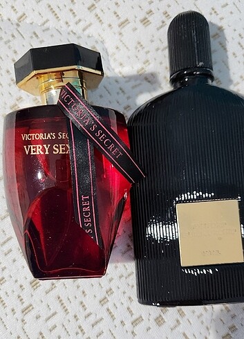  Beden Renk Tom ford Black erkek parfüm +Very sexy kadın parfüm 