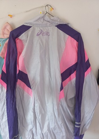 Asics Pembe Mor Kapüşonlu Kadın İnce Ceket Yağmurluk - Görsel 3