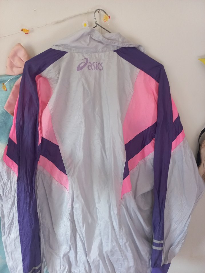 Asics Pembe Mor Kapüşonlu Kadın İnce Ceket Yağmurluk - Görsel 3