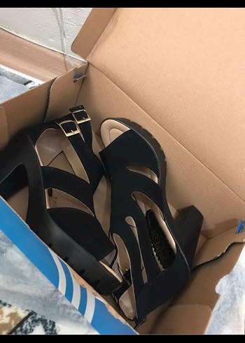 Siyah Platform Topuklu Kadın Ayakkabı - Görsel 5