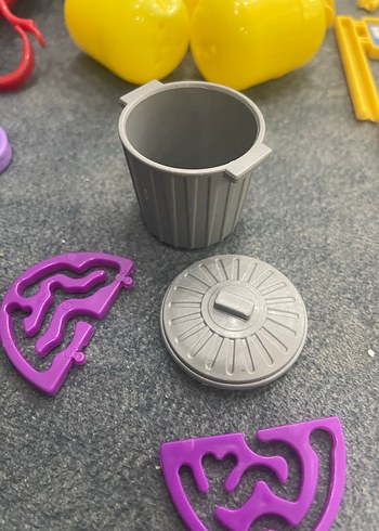 Renkli Karışık Oyuncak Parçaları - Görsel 18