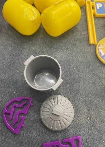 Renkli Karışık Oyuncak Parçaları - Görsel 19