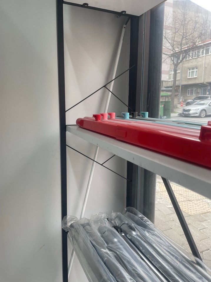 Metal ve Beyaz Raflı Çok Amaçlı Raf Ünitesi - Görsel 4