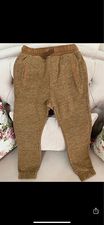 Zara erkek çocuk jogger pantolon