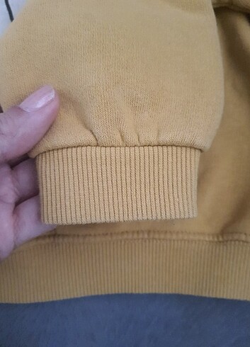 4 Yaş Beden altın Renk Zara 4 yaş sweatshirt 