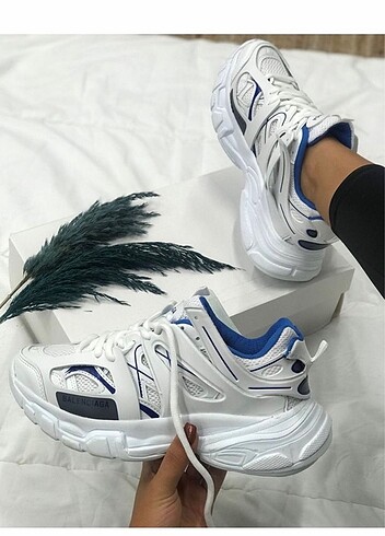 Balenciaga spor ayakkabı