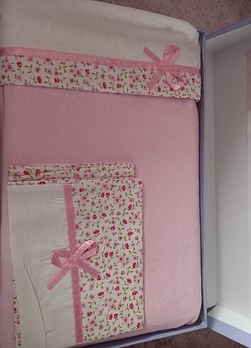 Beden Özdilek Flower Pike Takımı çift kişilik