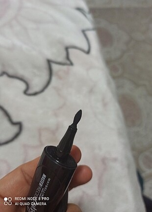 Maybelline Eye liner