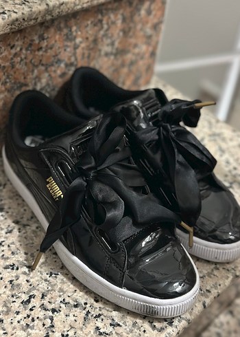 Siyah Parlak Kadın Puma Ayakkabı