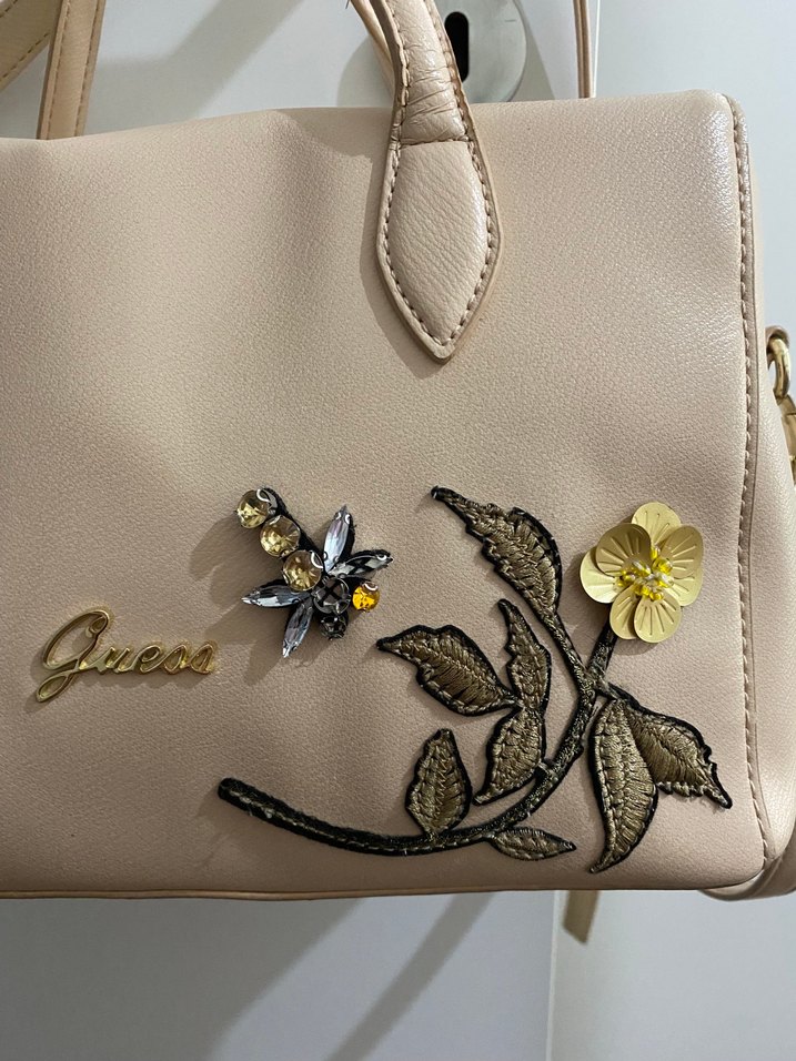 Bej Nakışlı Guess çanta - Görsel 2