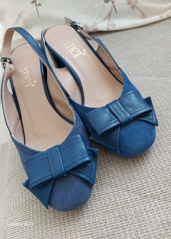 Mavi Süet Tokalı Kadın Topuklu Ayakkabı - Görsel 2
