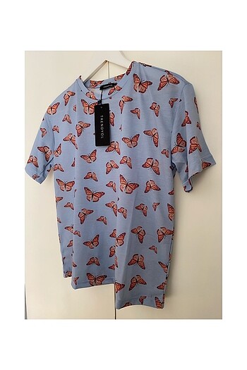 Kelebek Baskılı Kısa Kollu T-shirt