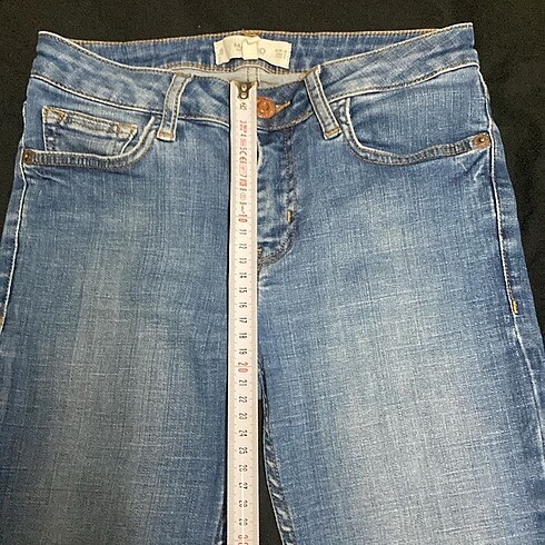 Mango jean