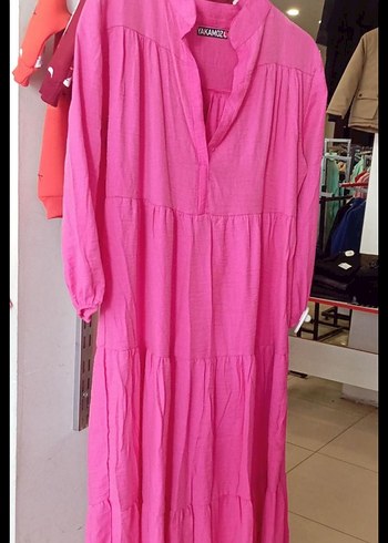 Diğer pembe elbise (fuşya)
