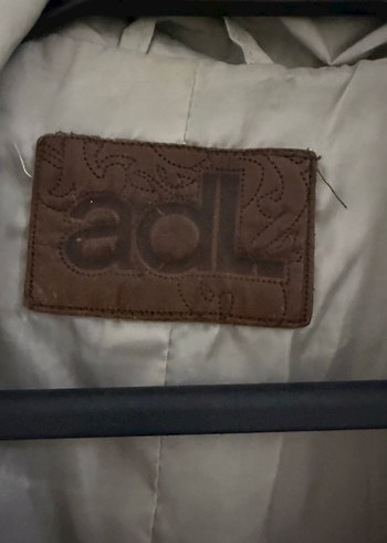 Bej Düğmeli Kadın Ceket - Görsel 2