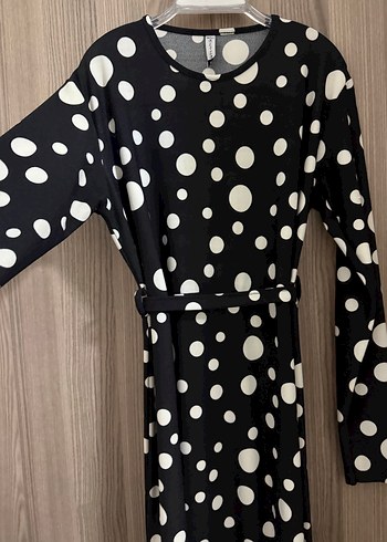 Puantiye Desenli Uzun Kollu Siyah Elbise - Görsel 2