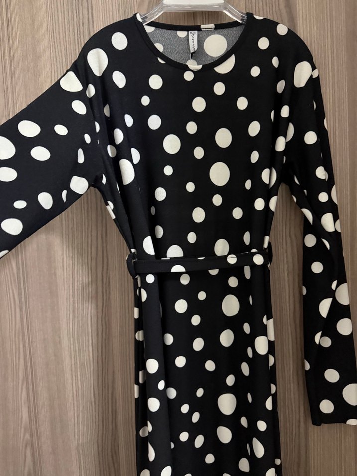 Puantiye Desenli Uzun Kollu Siyah Elbise - Görsel 2