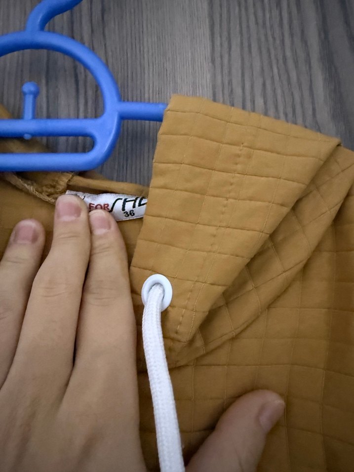 Kapüşonlu Düğmeli Kadın Takım - Görsel 4