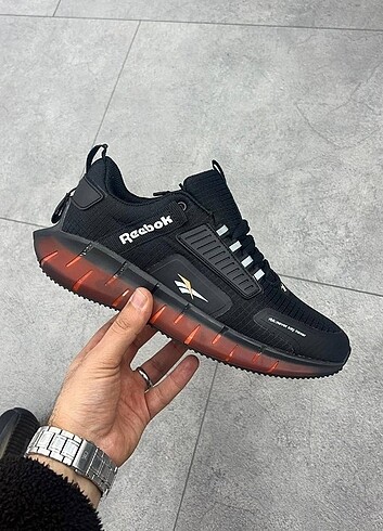 REEBOK SPOR AYAKKABI 