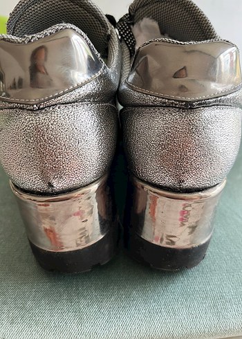 38 Beden gri Renk Gri Yüksek Topuklu Metal Kadın Spor Ayakkabı