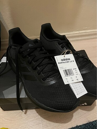 40 Beden siyah Renk Adidas runfalcon 3.0