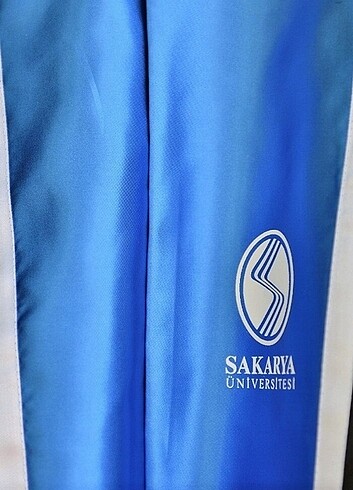 Zara Sakarya Üniversitesi Mezuniyet Cübbesi