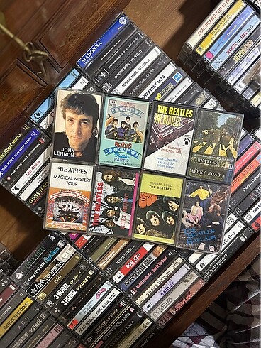 The Beatles kasetleri