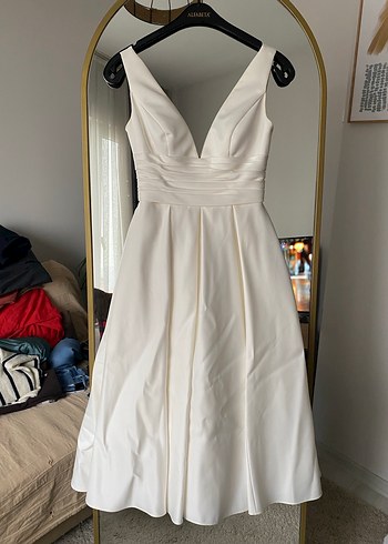 V Yaka A Kesim Beyaz Gelinlik - Görsel 4