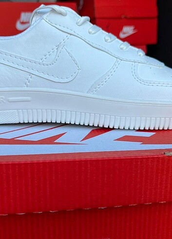 41 Beden çeşitli Renk Ayakkabı (NIKE)