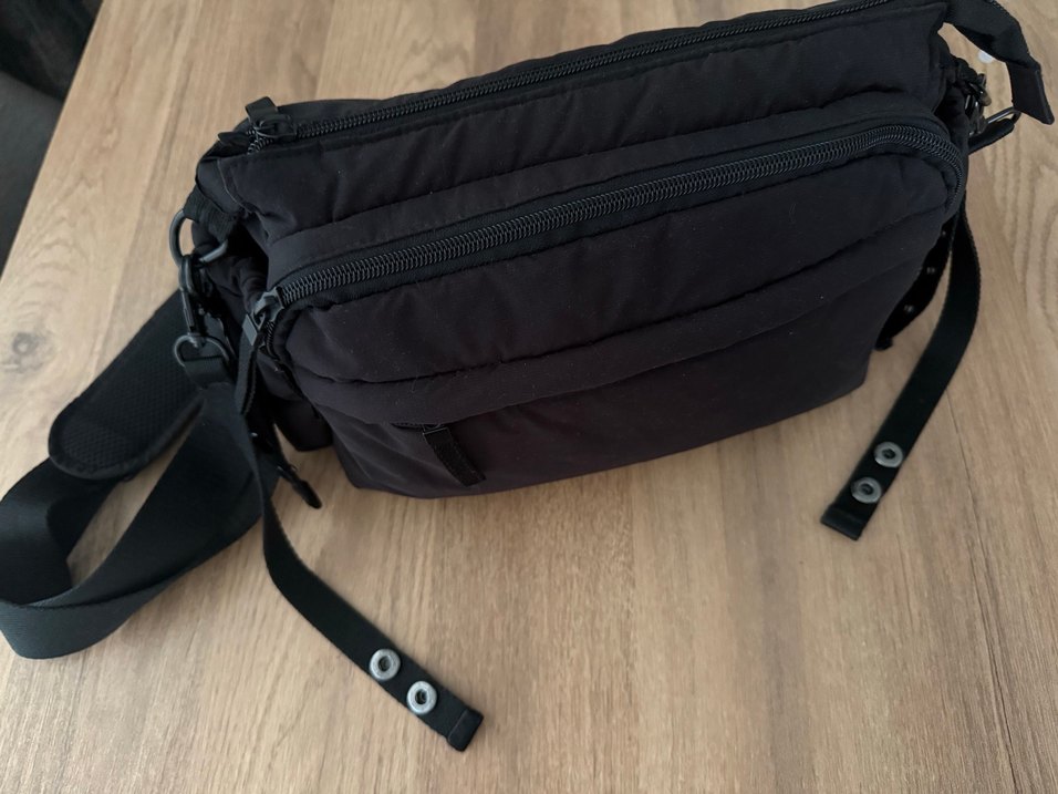 Oysho Siyah Anne Bebek Çantası - Görsel 4