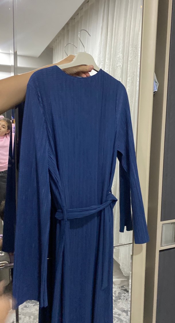 Uzun Kollu Lacivert Kemerli Elbise - Görsel 5